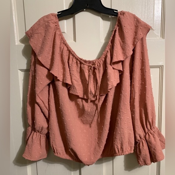 3/$28❤️❤️SHEIN Off the shoulder rose color size XL - Picture 1 of 6